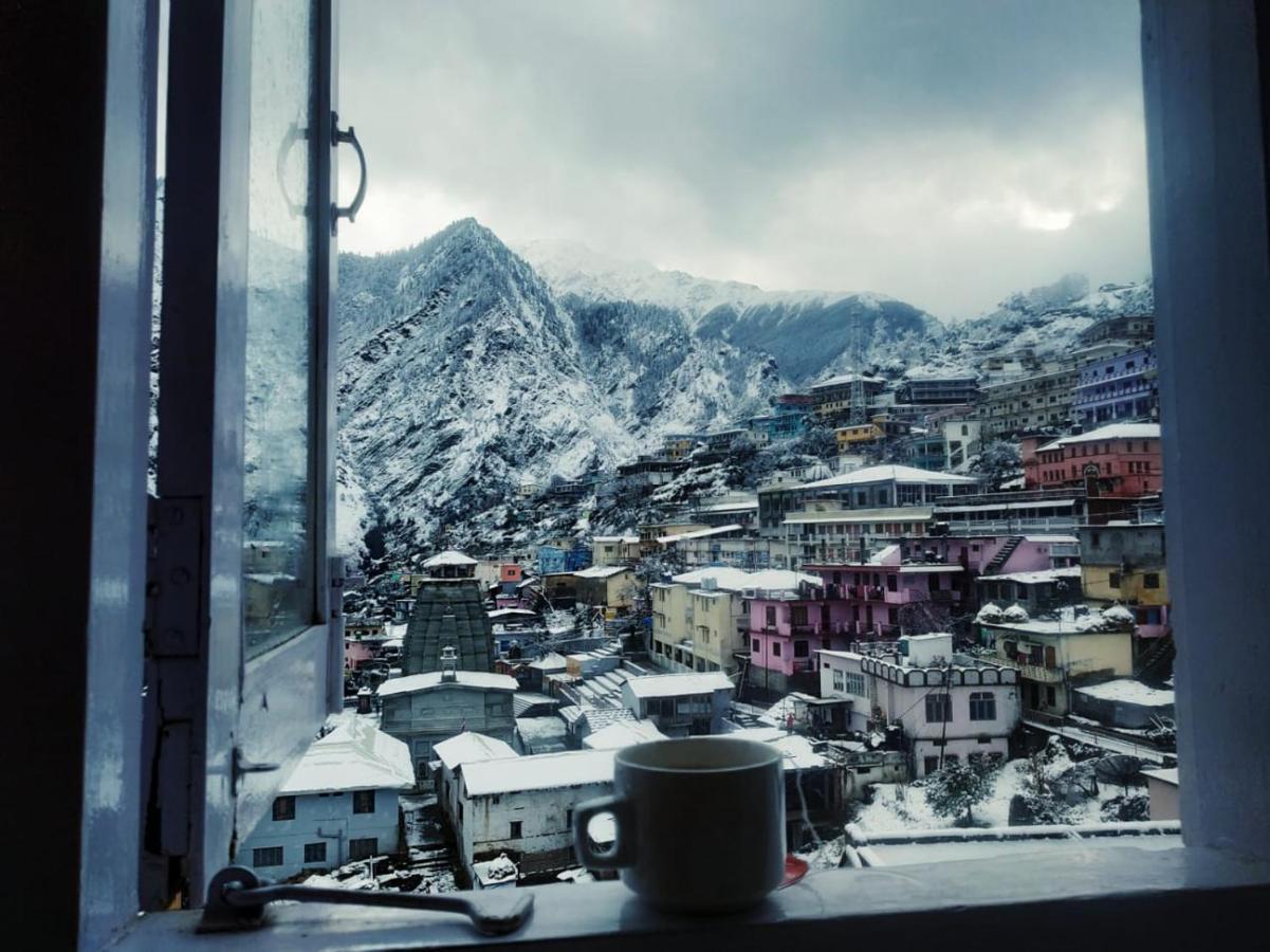 Uday Palace Joshimath Hotell Eksteriør bilde